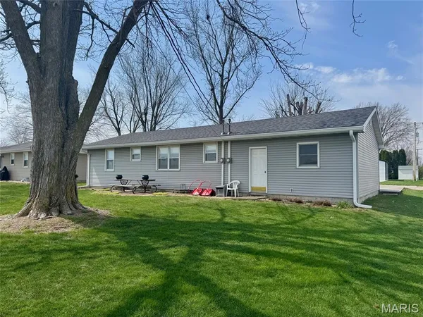 $210,000 | 1213 Martha Street, Palmyra, MO 63461