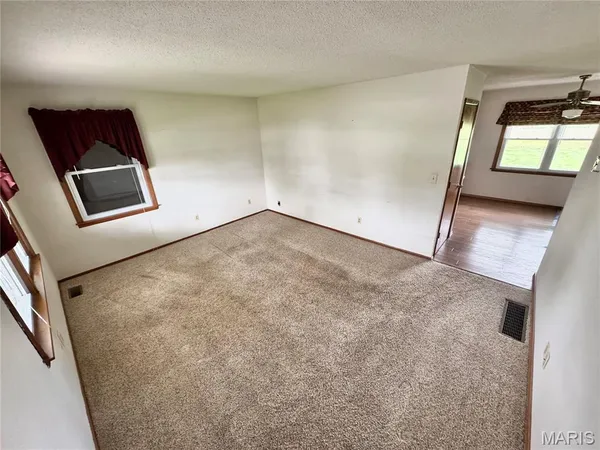$210,000 | 1213 Martha Street, Palmyra, MO 63461