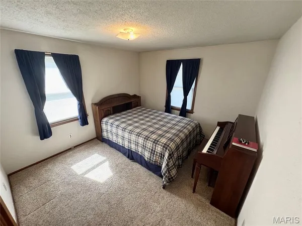 $210,000 | 1213 Martha Street, Palmyra, MO 63461