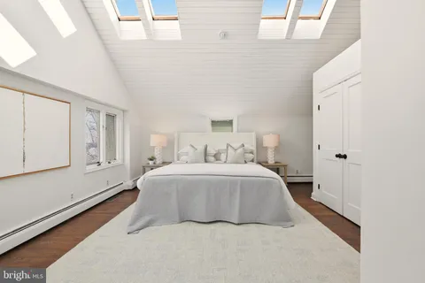 $1,550,000 | 8304 Woodhaven Boulevard, Bethesda, MD 20817