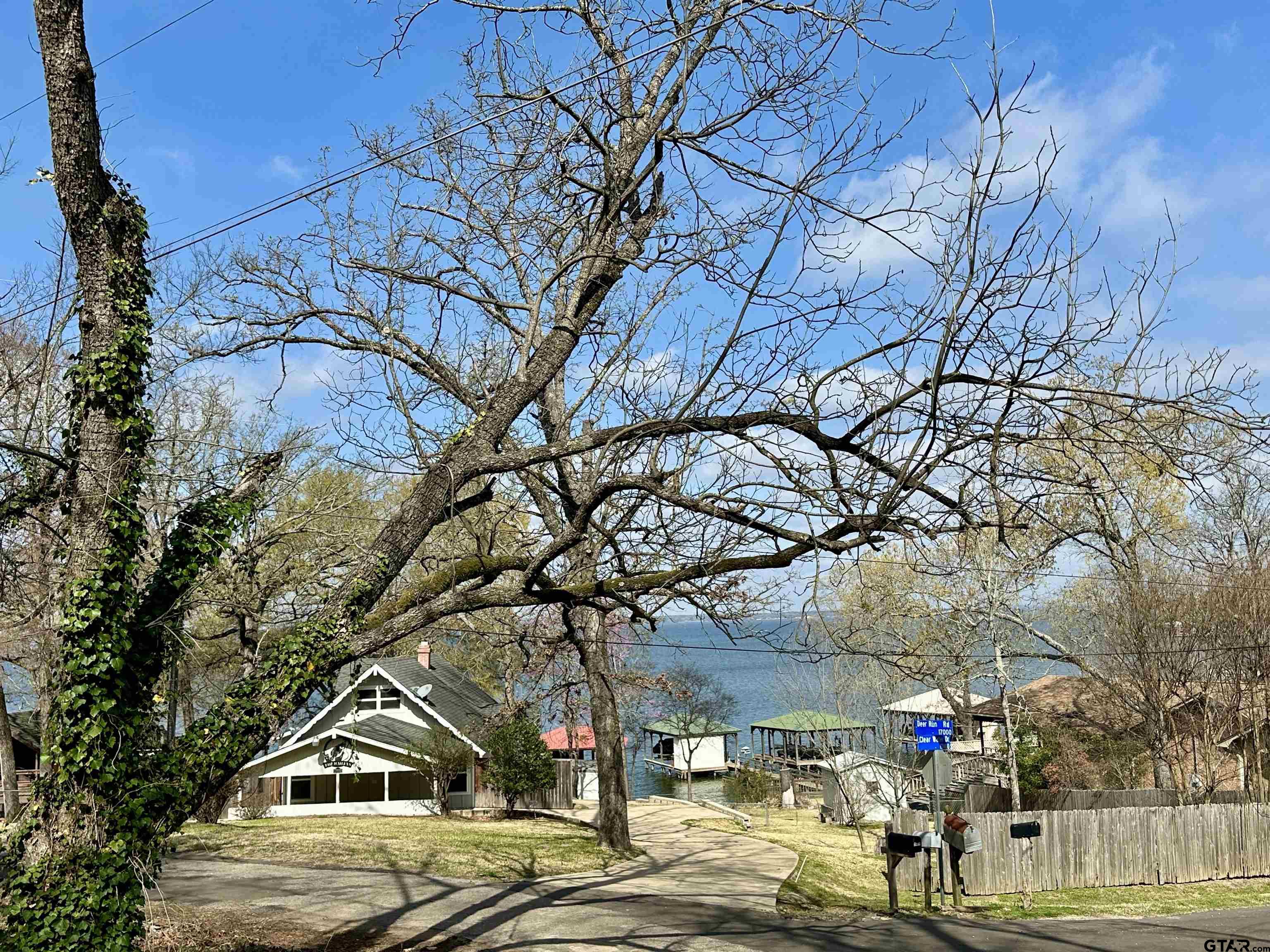 17035 Deer Run Road Flint, TX 75762 - Photo 25 of 31 a front view of a building with trees