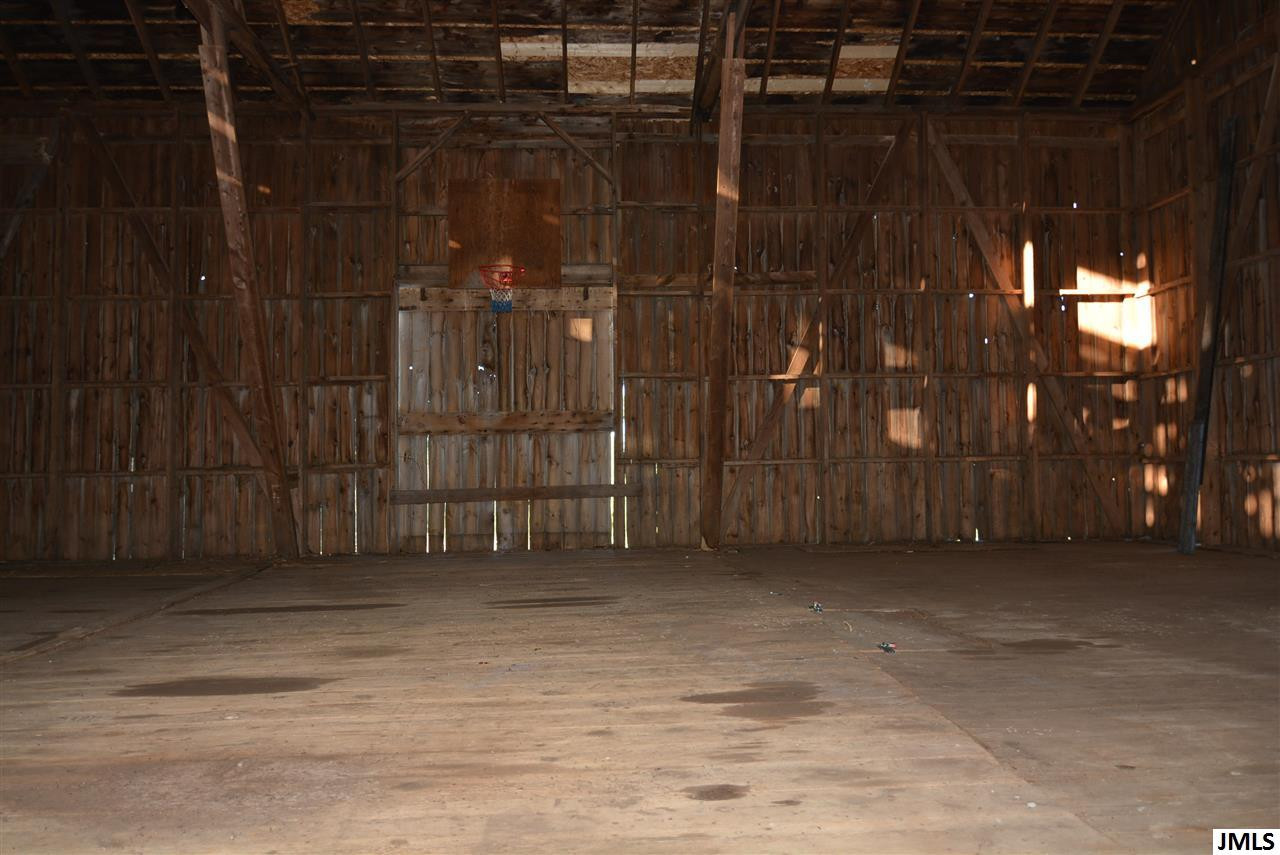 8635 Churchill Road Jackson, MI 49201 - Photo 17 of 28 Photo 17