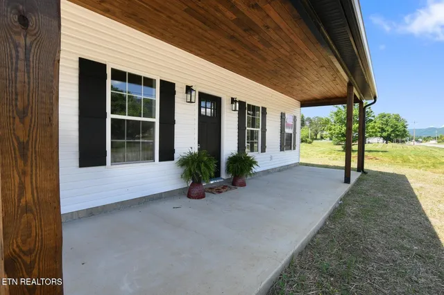 $339,000 | 252 Old Middlesboro Highway, La Follette, TN 37766