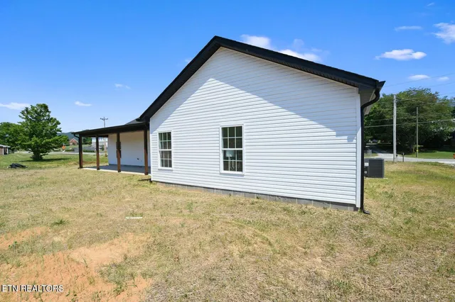 $339,000 | 252 Old Middlesboro Highway, La Follette, TN 37766