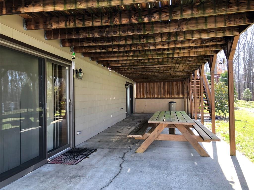 51 Willadell Road Transfer, PA 16154 - Photo 4 of 21
