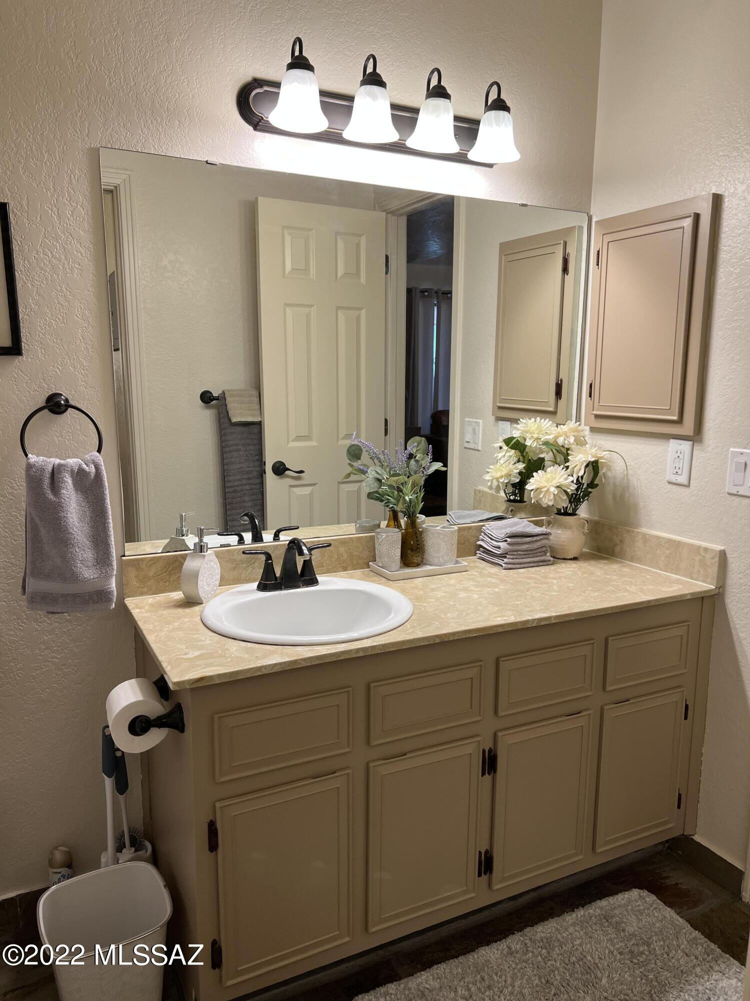 8255 North Oracle Road, Unit 105 Tucson, AZ 85704 - Photo 16 of 23