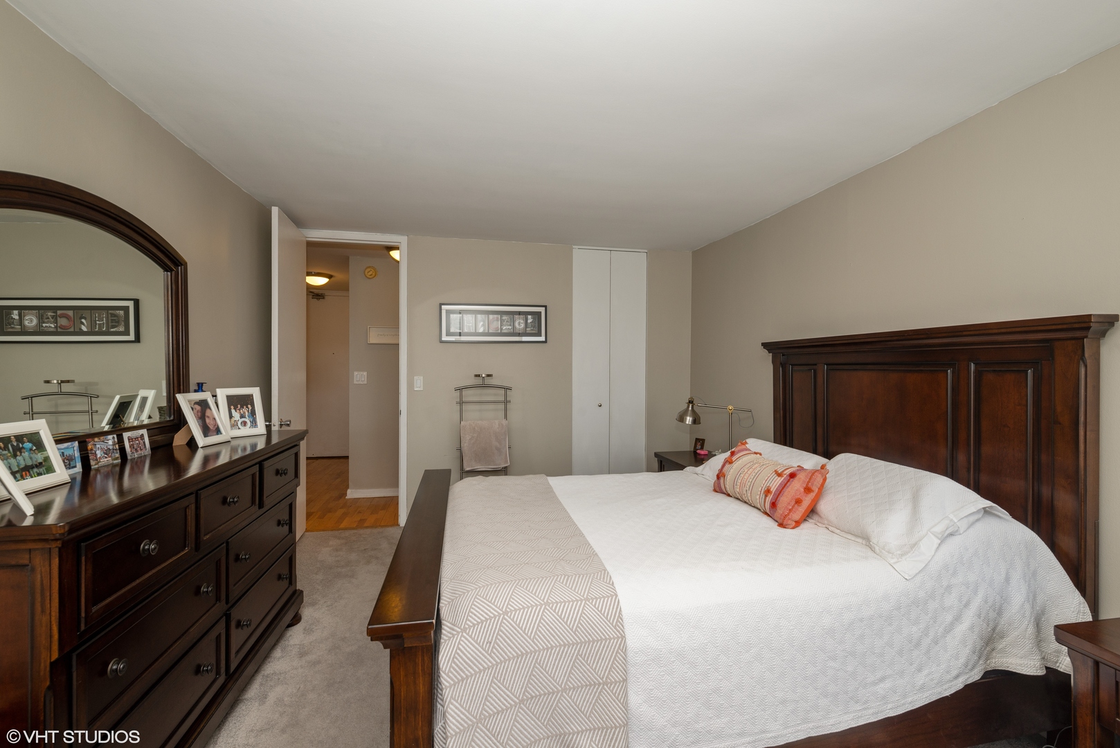 655 West Irving Park Road, Unit 2213 Chicago, IL 60613 - Photo 7 of 15