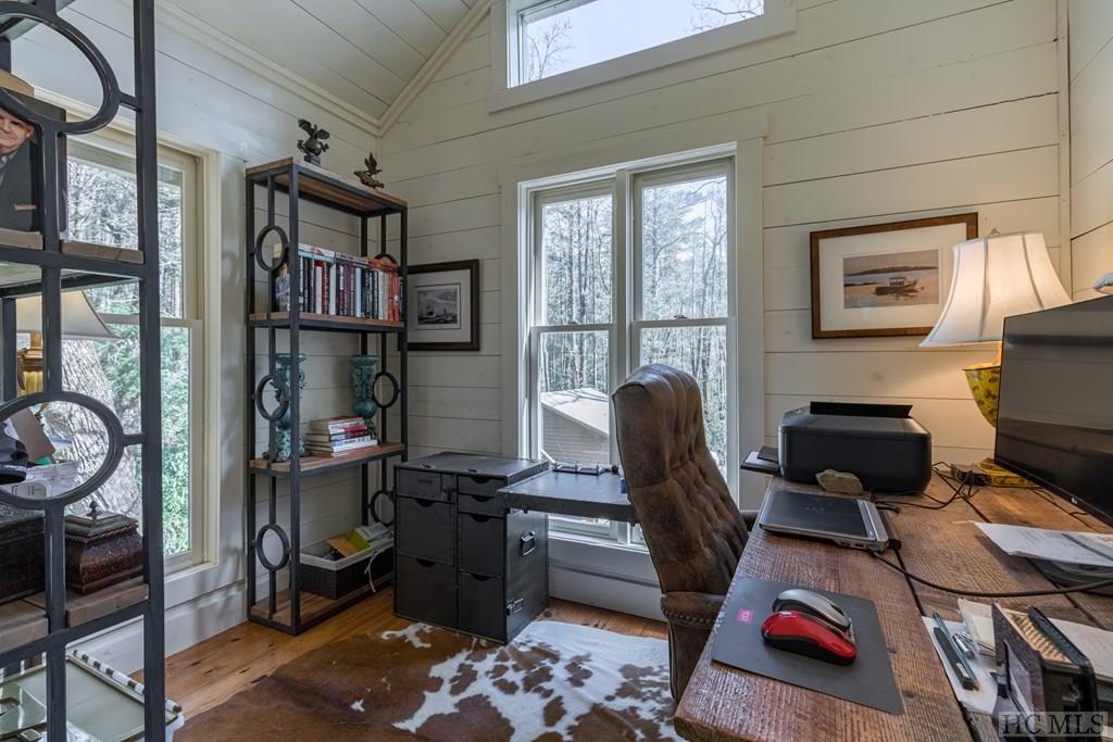 410 Upper Lake Road Highlands, NC 28741 - Photo 26 of 50 Gallery Image 26