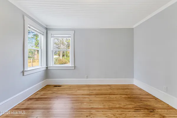 $262,000 | 204 South McRae Street, Burgaw, NC 28425