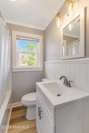 $262,000 | 204 South McRae Street, Burgaw, NC 28425