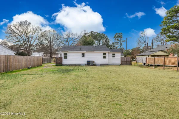 $262,000 | 204 South McRae Street, Burgaw, NC 28425