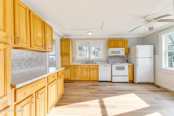 $262,000 | 204 South McRae Street, Burgaw, NC 28425