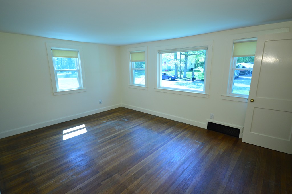 24 Anderson Road Stoughton, MA 02072 - Photo 7 of 12 Gallery Image 7