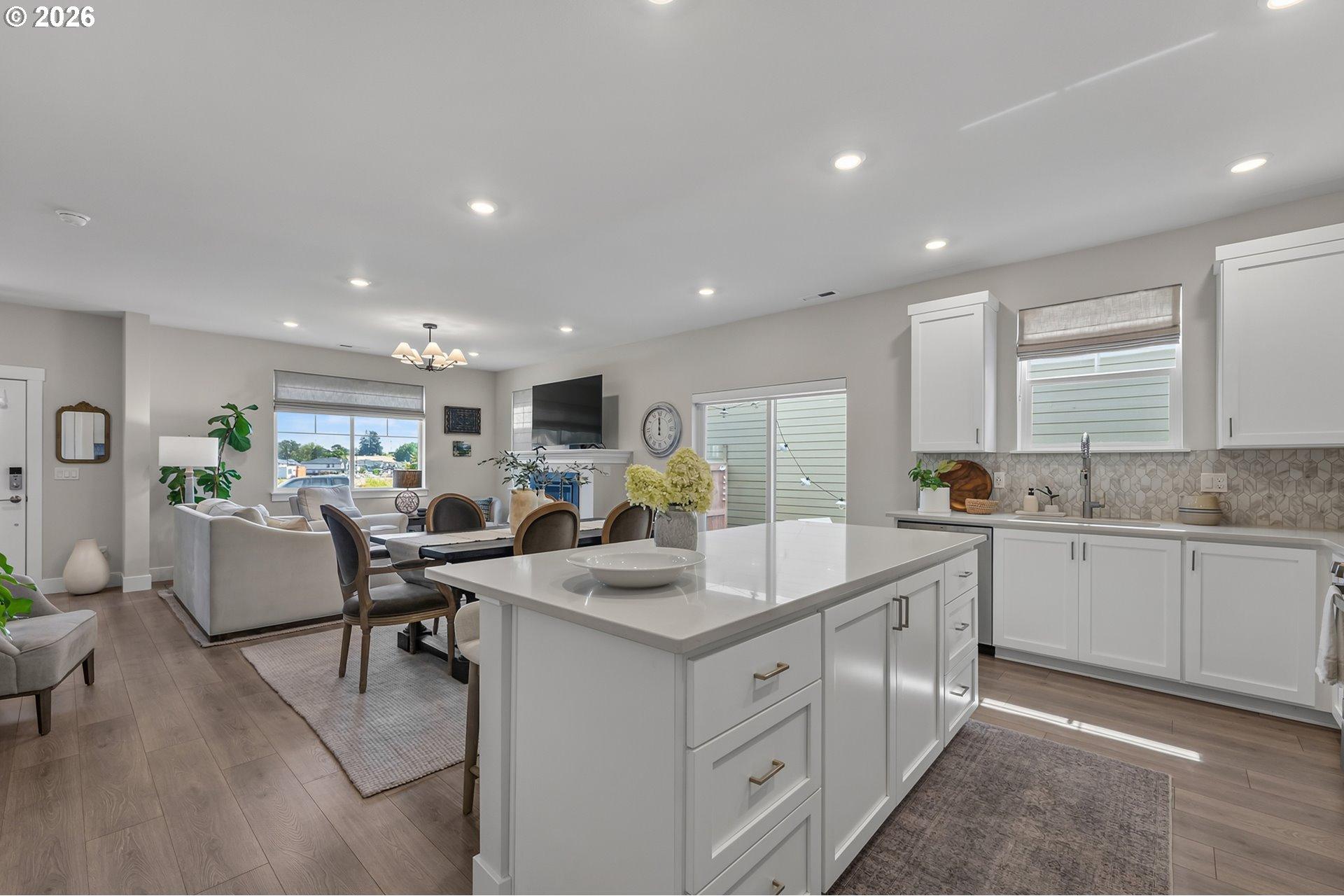 12875 Southwest Ice Fall Terrace Beaverton, OR 97007 - Photo 11 of 44 Gallery Image 11