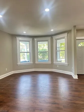 $2,850 | 1118 North Avenue, Elizabeth, NJ 07201
