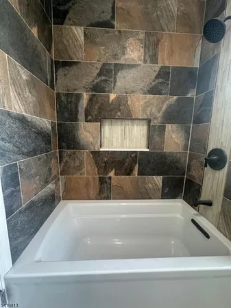 $2,850 | 1118 North Avenue, Elizabeth, NJ 07201