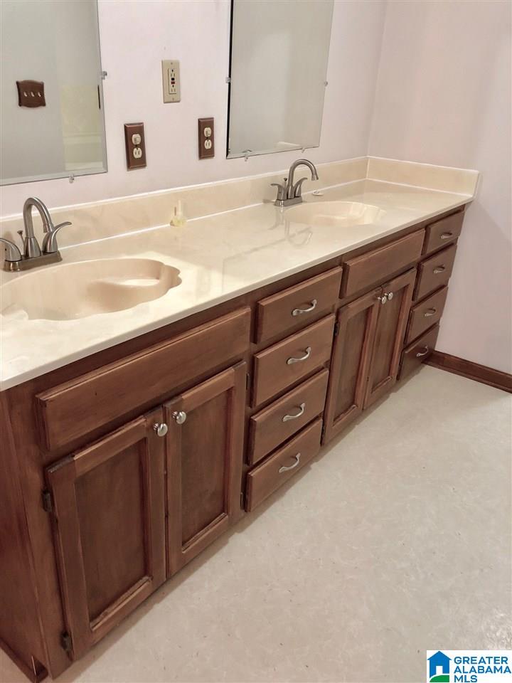 374 Dragline Road Leeds, AL 35094 - Photo 9 of 22