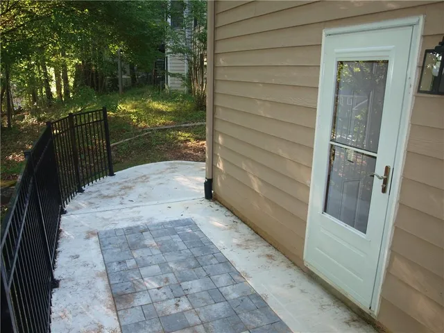 $1,600 | 6979 Overlook Point Road, Stone Mountain, GA 30087