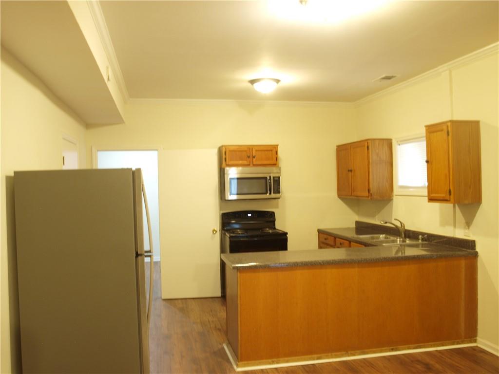 6979 Overlook Point Road Stone Mountain, GA 30087 - Photo 6 of 11