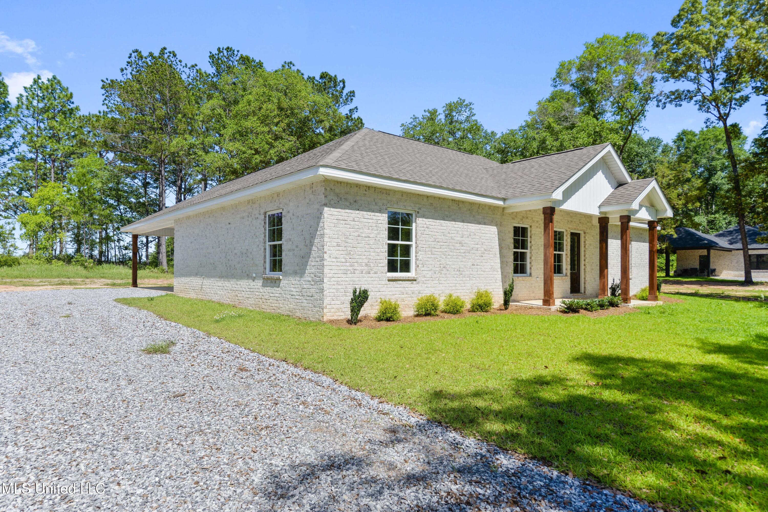 196 Webb Davis Road Lucedale, MS 39452 - Photo 2 of 22 002
