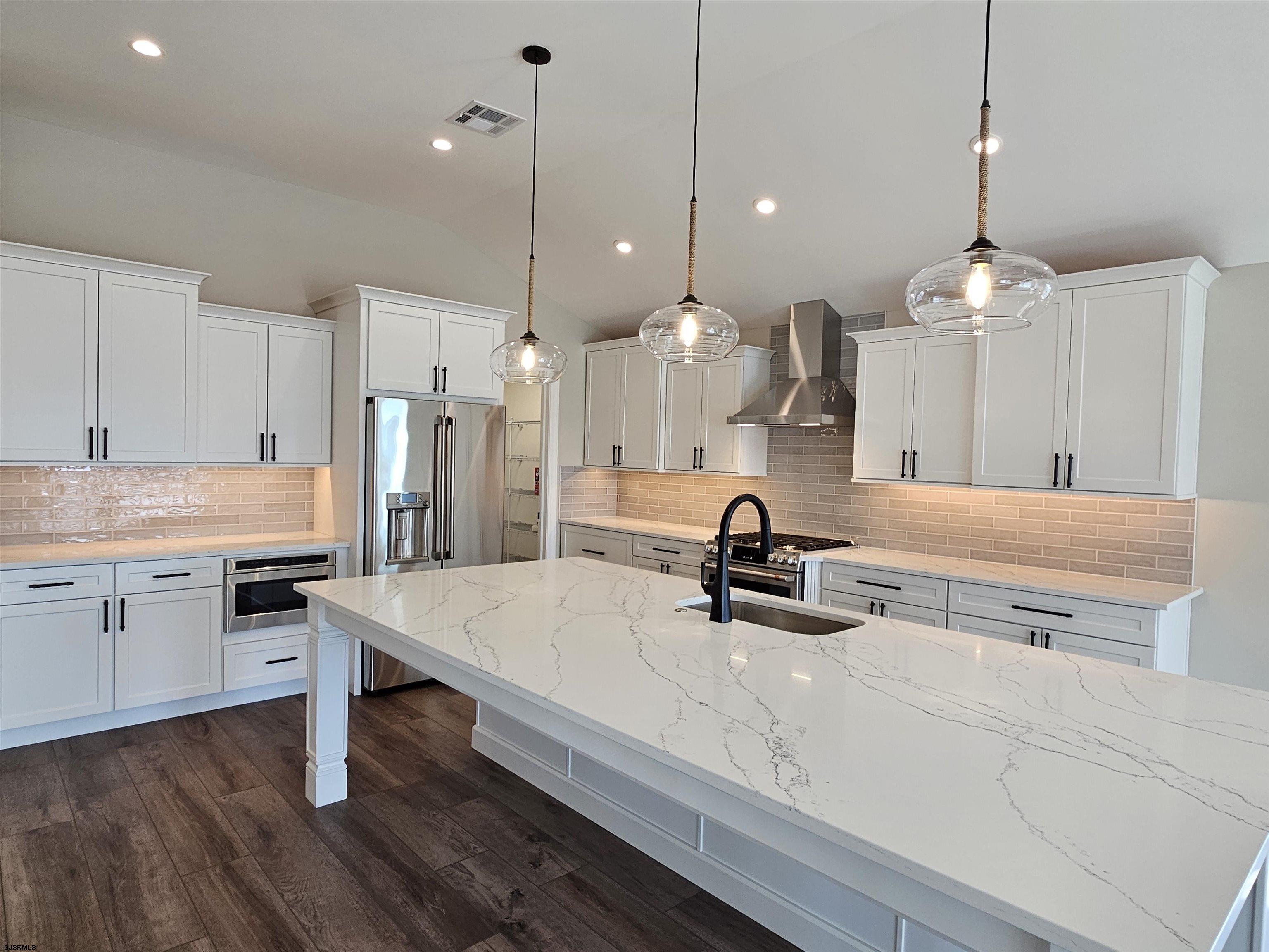 222 8th Street South Brigantine, NJ 08203 - Photo 15 of 27
