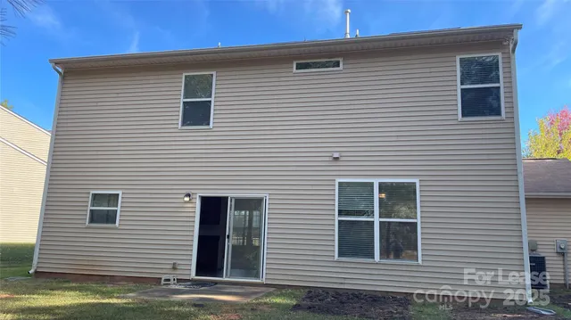 $2,600 | 1010 Ashbin Court, Fort Mill, SC 29707