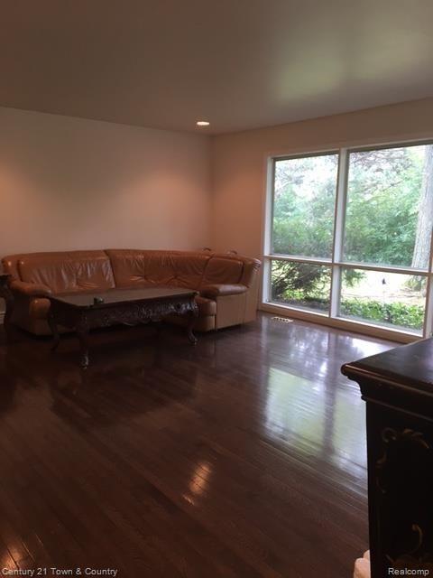 7230 Stonebrook Road West Bloomfield, MI 48322 - Photo 6 of 21 IMG_0929.JPG