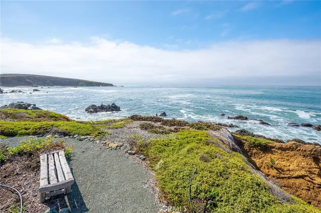 $3,850,000 | 4865 Windsor Boulevard, Cambria, CA 93428