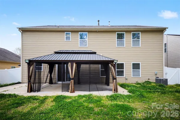 $499,000 | 14609 Glenduff Place, Charlotte, NC 28278