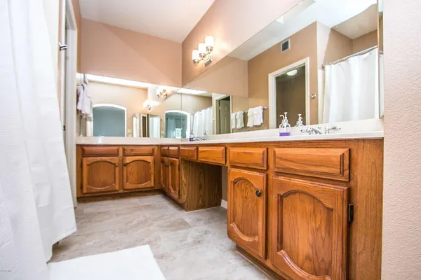 $2,250 | 1818 East Ranch Road, Tempe, AZ 85284