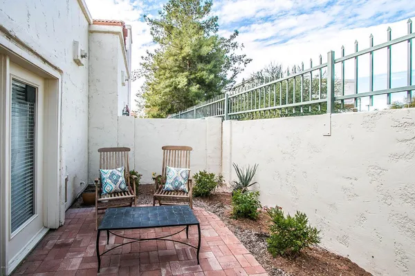 $2,250 | 1818 East Ranch Road, Tempe, AZ 85284