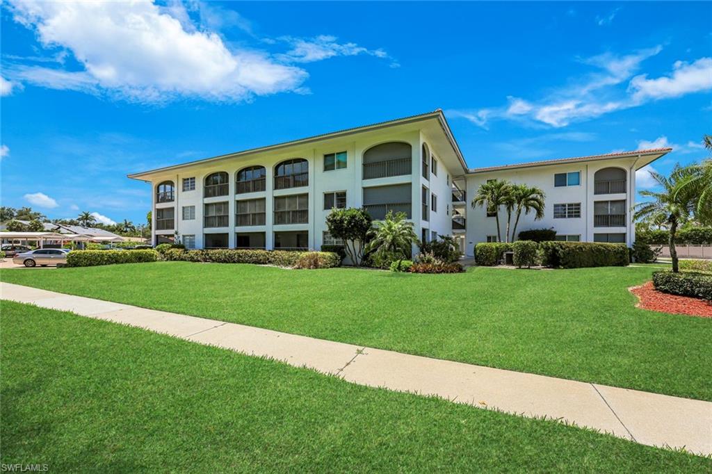 5 High Point Circle West, Unit 204 Naples, FL 34103 - Photo 15 of 15