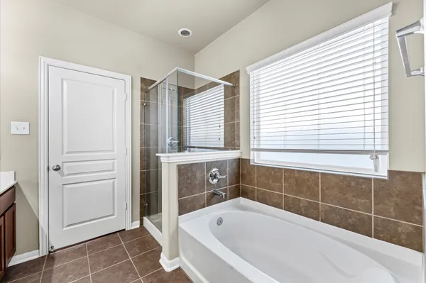 $2,350 | 17507 Solly Oak Place, Humble, TX 77396