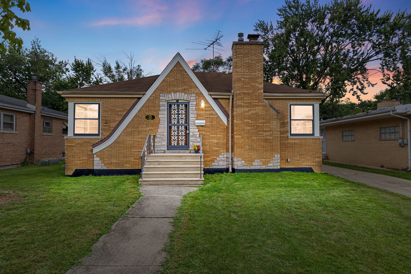 360 Streamside Drive Harvey, IL 60426 - Photo 1 of 24