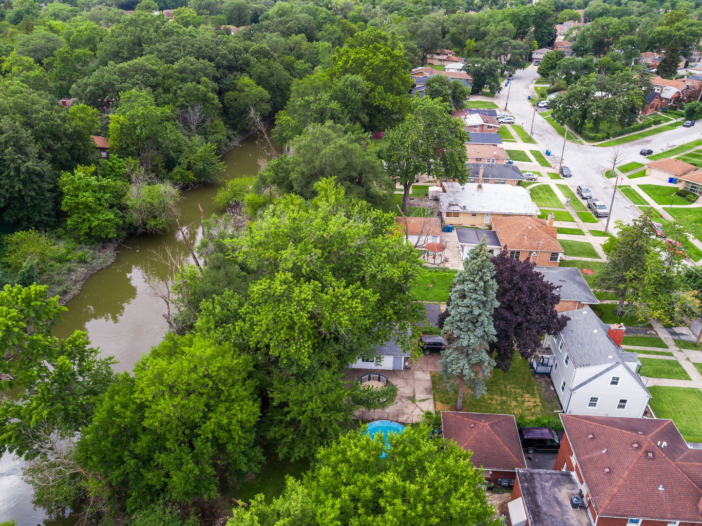 360 Streamside Drive Harvey, IL 60426 - Photo 5 of 24