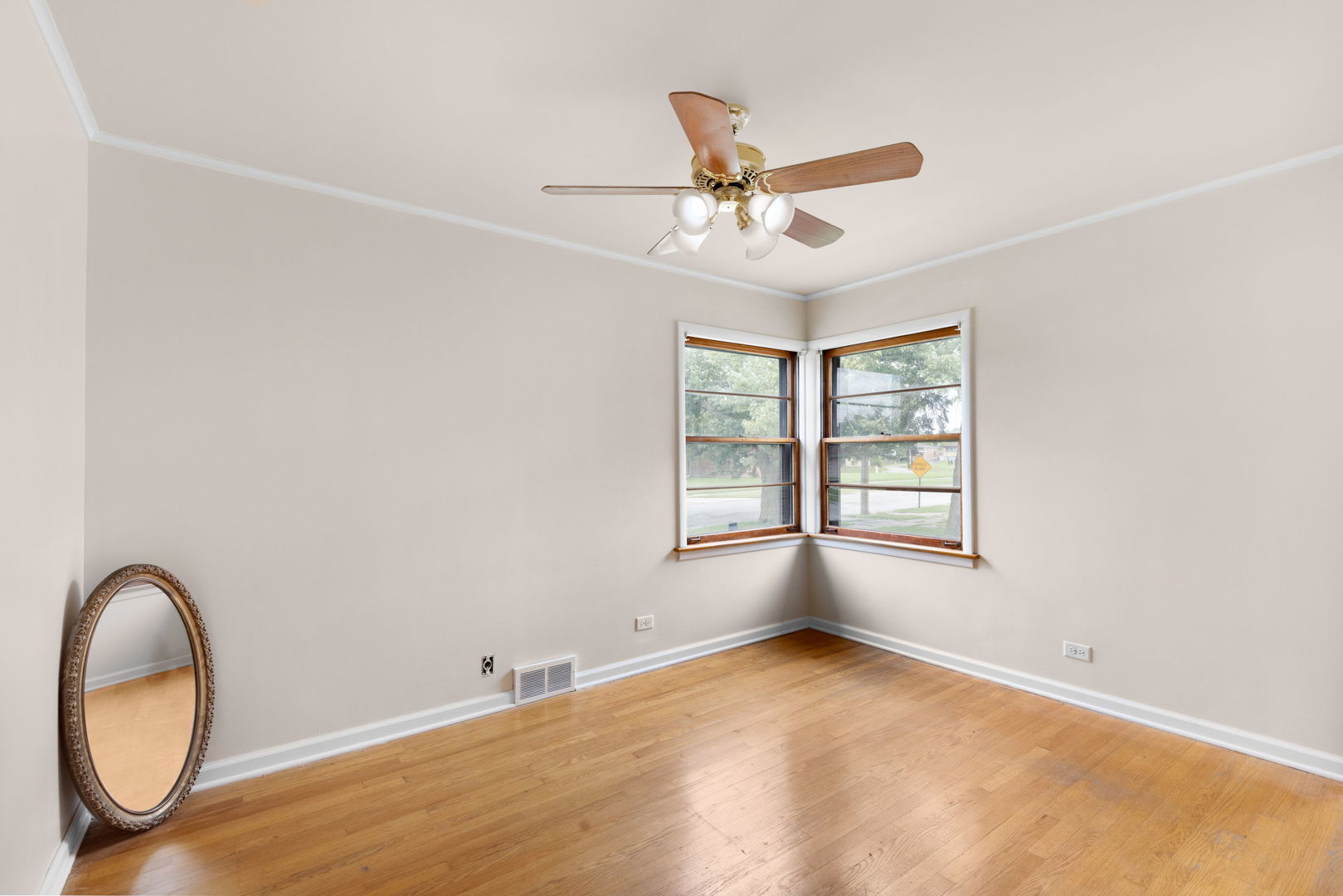 360 Streamside Drive Harvey, IL 60426 - Photo 10 of 24