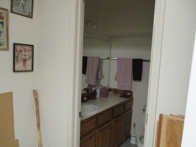 2595 Southside Road Grants Pass, OR 97527 - Photo 11 of 35 Bathroom