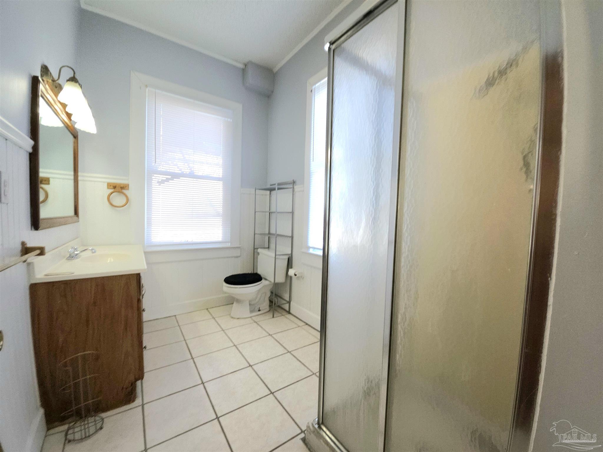 911 North Spring Street, Unit 3 Pensacola, FL 32501 - Photo 3 of 13