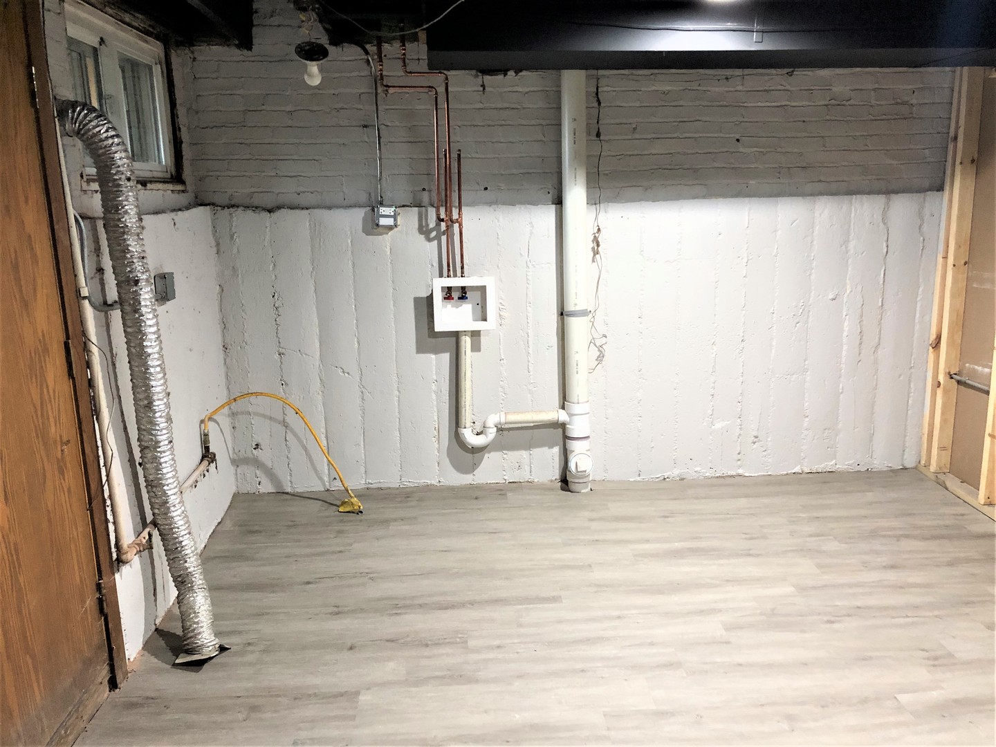 6360 Long Avenue Chicago, IL 60638 - Photo 25 of 29 a view of water heater room