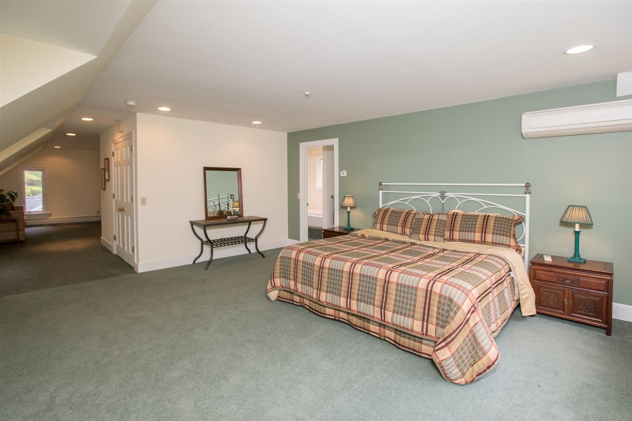 1786 Weeks Hill Road Stowe, VT 05672 - Photo 12 of 25 Gallery Image 12