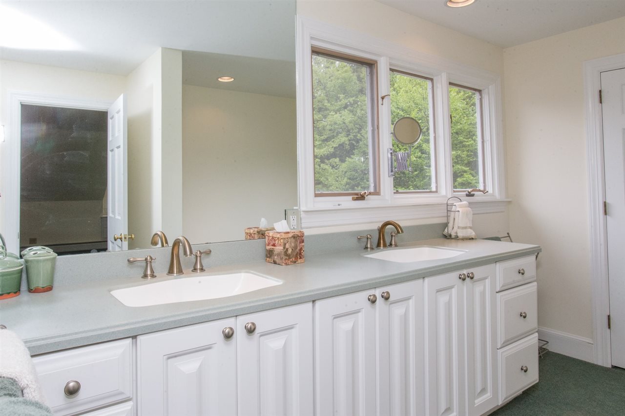 1786 Weeks Hill Road Stowe, VT 05672 - Photo 13 of 25 Gallery Image 13
