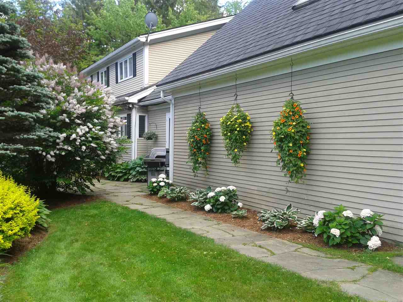 1786 Weeks Hill Road Stowe, VT 05672 - Photo 20 of 25 Gallery Image 20
