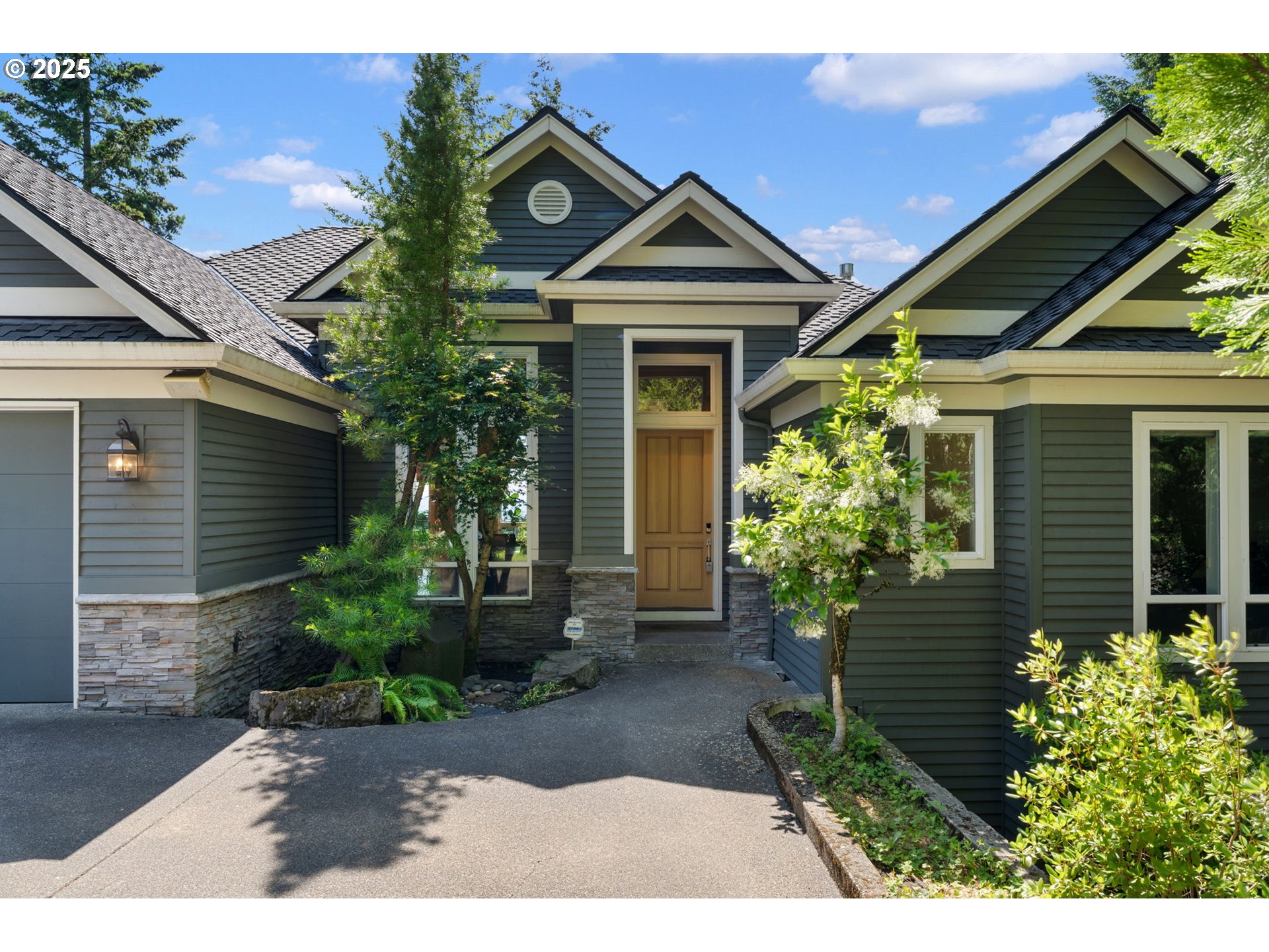 9512 Northwest Thompson Road Portland, OR 97229 - Photo 3 of 48 Gallery Image 3
