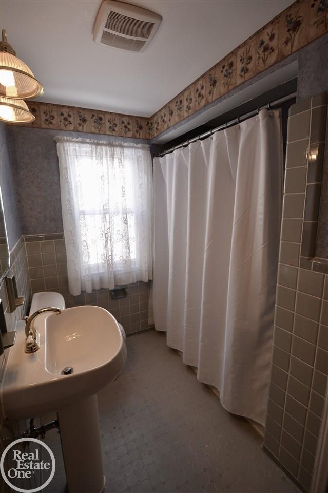 1324 Audubon Road Grosse Pointe Park, MI 48230 - Photo 21 of 24