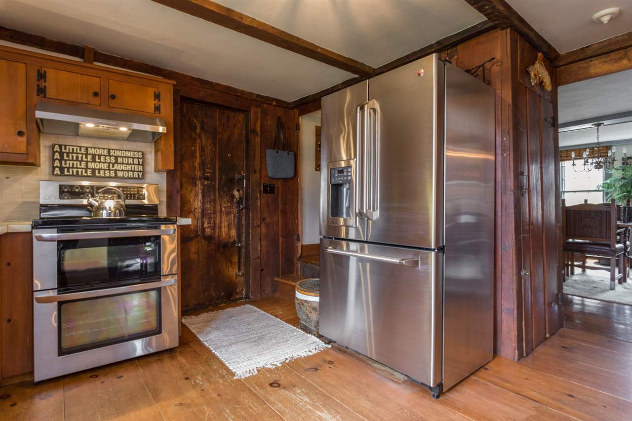117 Middle Road Brentwood, NH 03833 - Photo 5 of 32