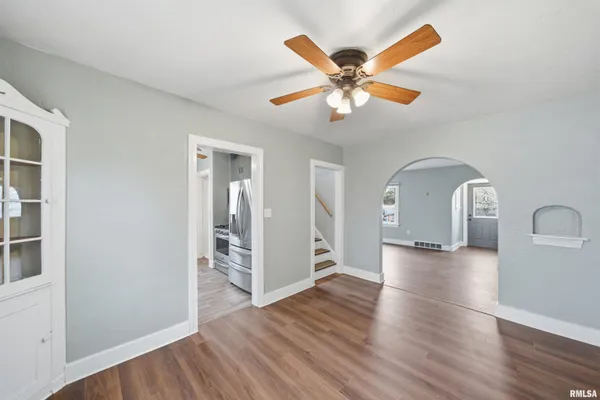 $149,900 | 2420 Court Street, Pekin, IL 61554