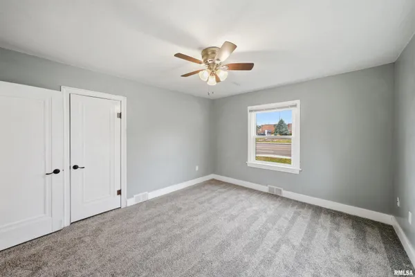 $149,900 | 2420 Court Street, Pekin, IL 61554