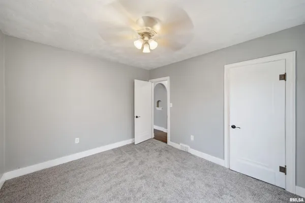 $149,900 | 2420 Court Street, Pekin, IL 61554