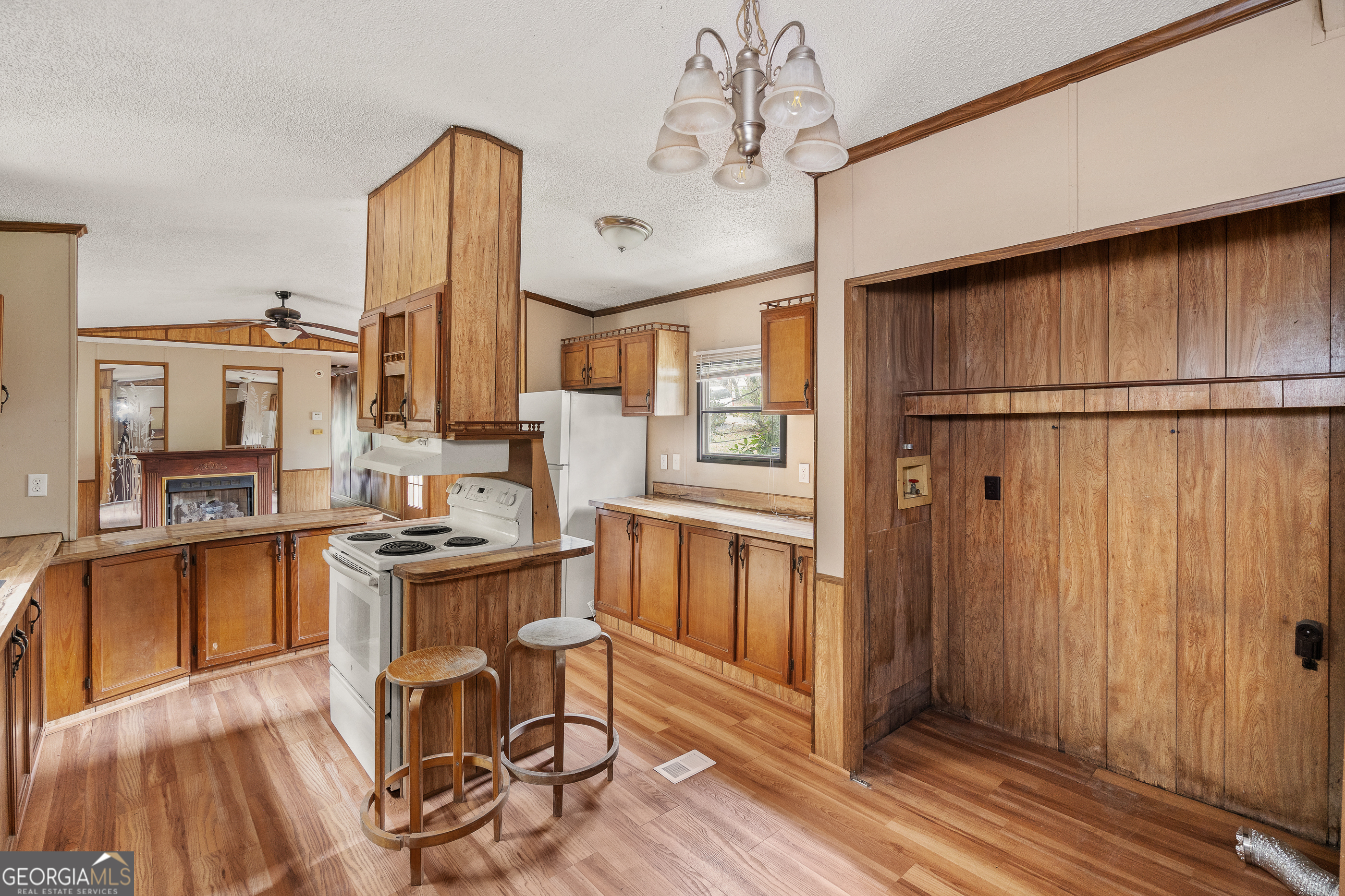 207 Squirrel Avenue Cohutta, GA 30710 - Photo 11 of 38