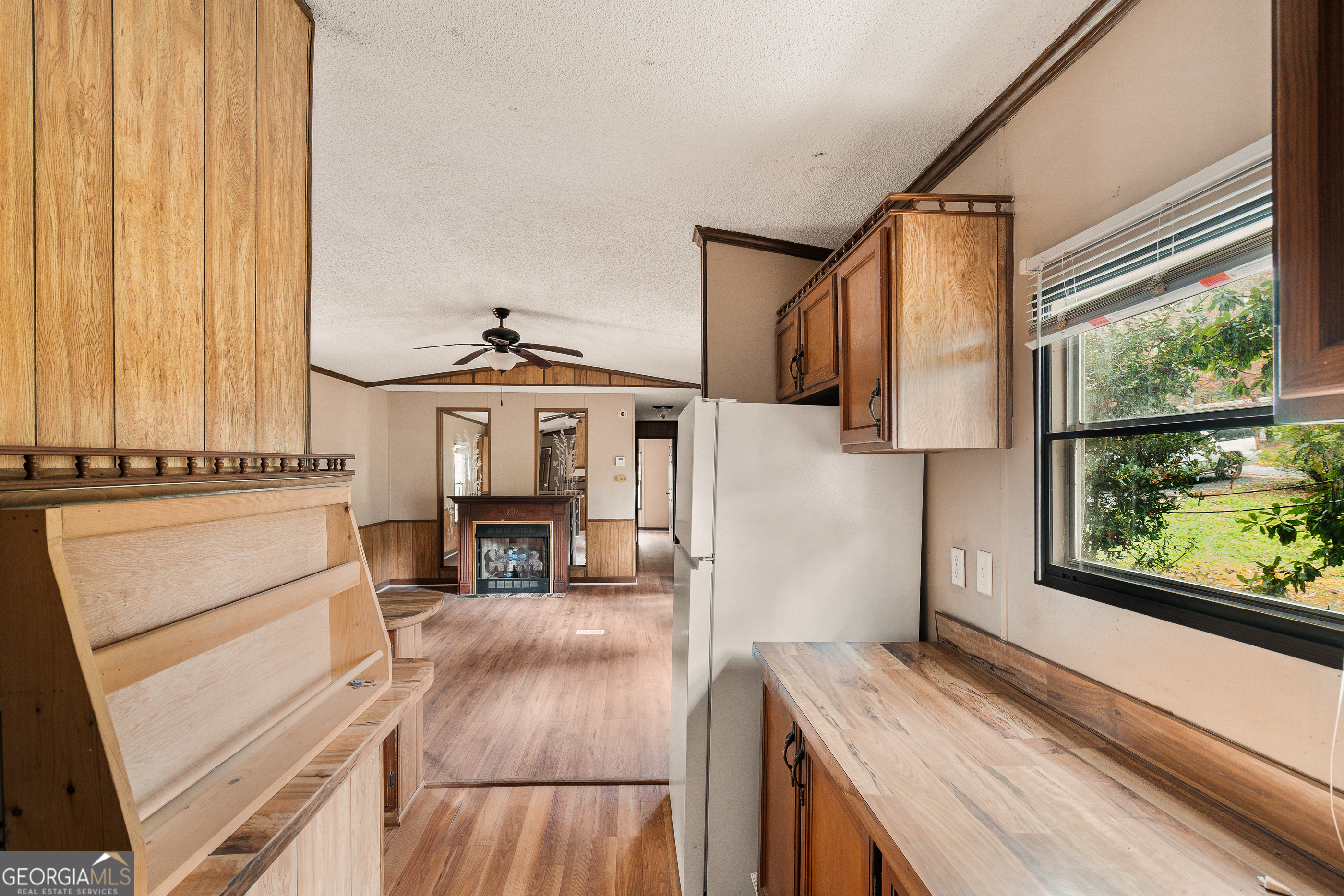 207 Squirrel Avenue Cohutta, GA 30710 - Photo 12 of 38